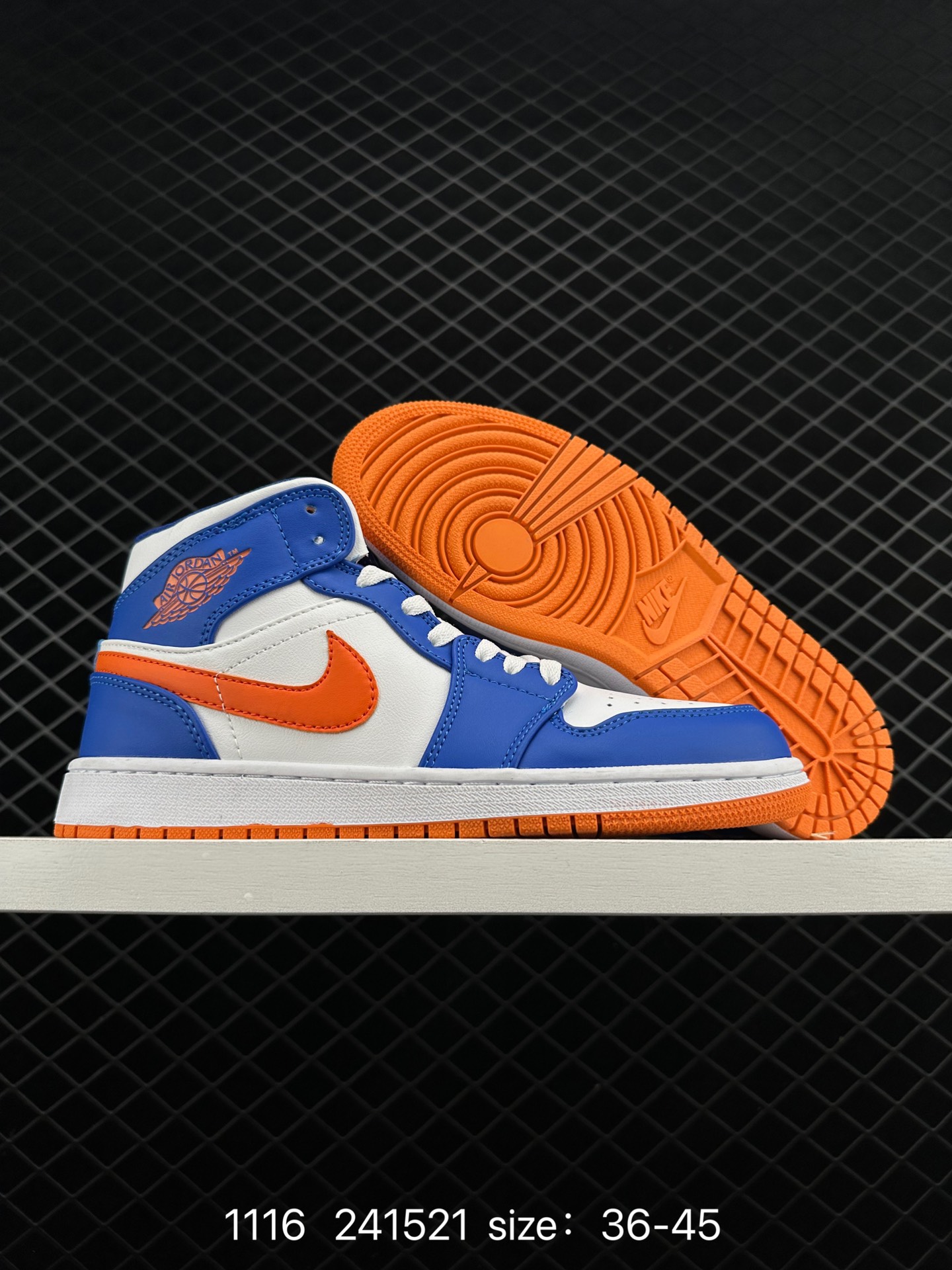 （NIKE）AIR JORDAN 1 MID